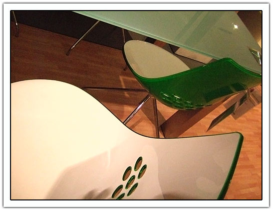 White/green chairs (35kb)