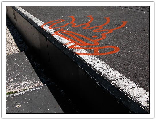 Border of street (59Kb)